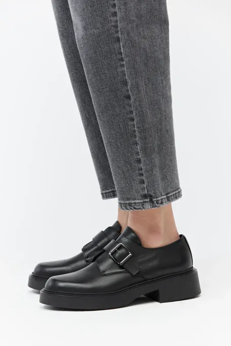 Schwarze Monk-Schuhe