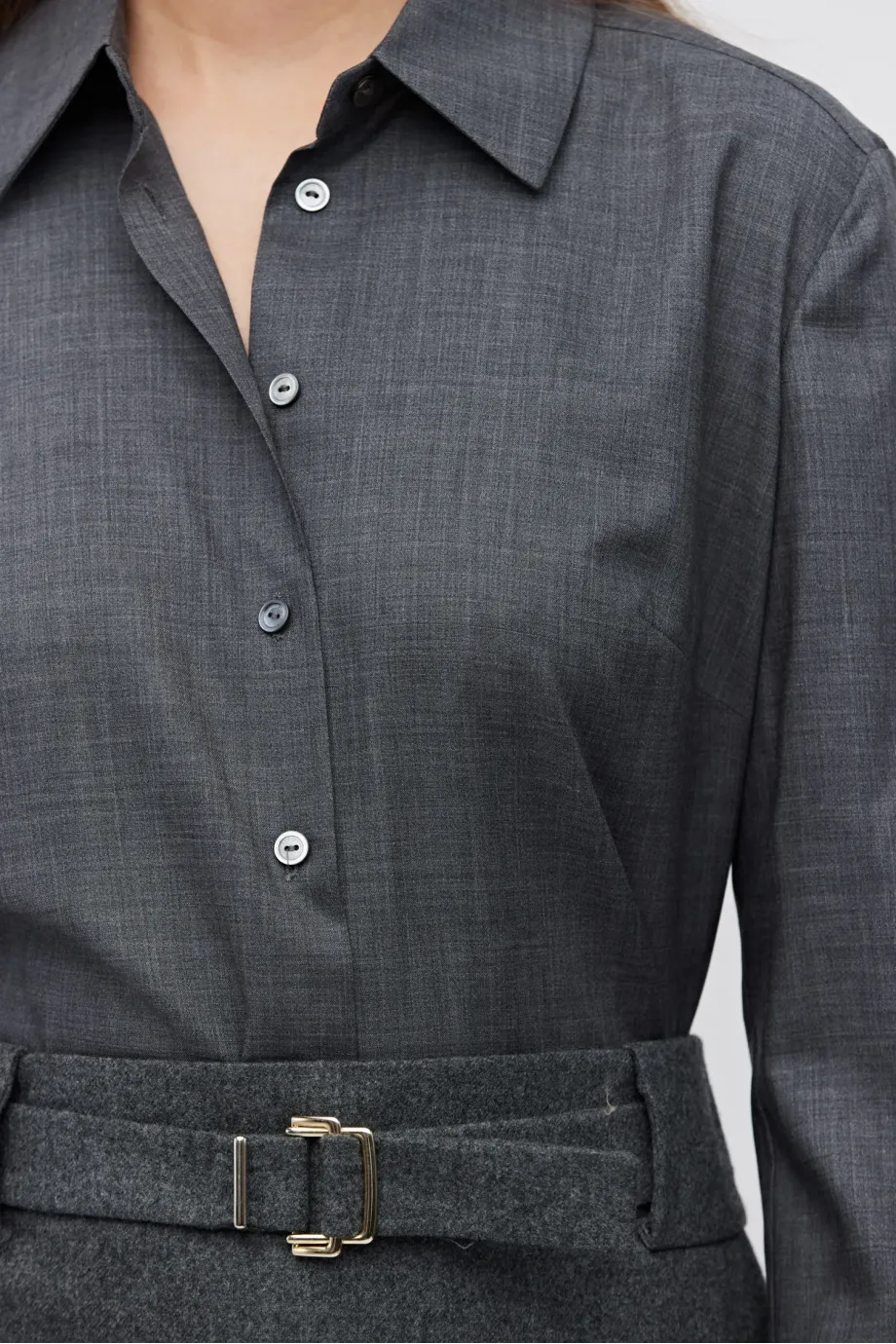 Graues Wollhemd mit breiten Manschetten - Patrizia Aryton Graues Wollhemd mit breiten Manschetten - Patrizia Aryton