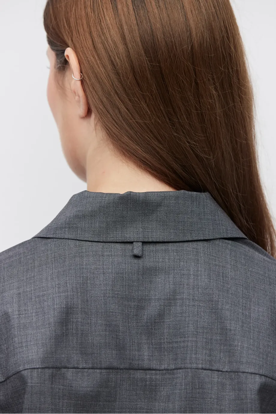 Graues Wollhemd mit breiten Manschetten - Patrizia Aryton Graues Wollhemd mit breiten Manschetten - Patrizia Aryton