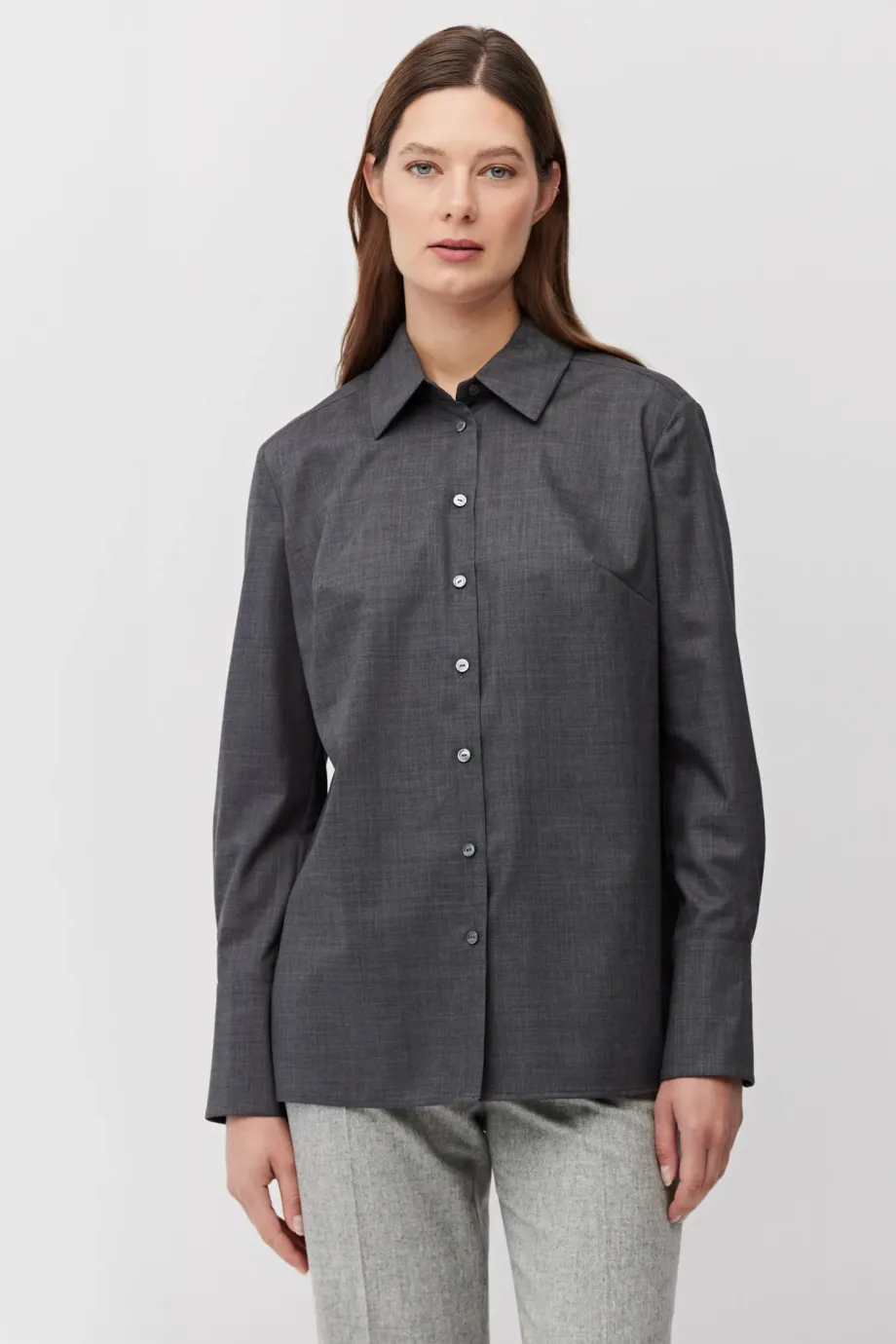 Graues Wollhemd mit breiten Manschetten - Patrizia Aryton Graues Wollhemd mit breiten Manschetten - Patrizia Aryton