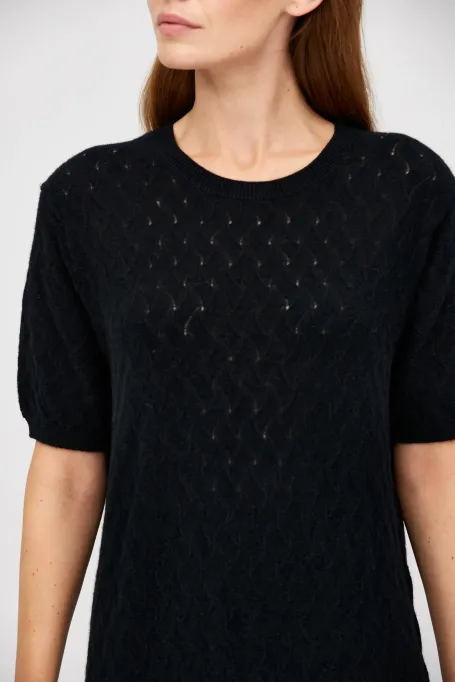 Kleid aus Merinowolle und einem Anteil von Alpakawolle.