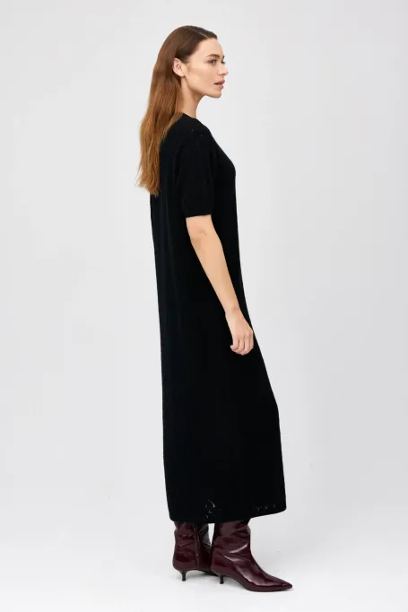 Kleid aus Merinowolle und einem Anteil von Alpakawolle.