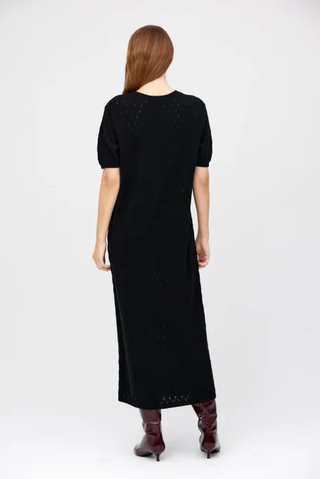 Kleid aus Merinowolle und einem Anteil von Alpakawolle.