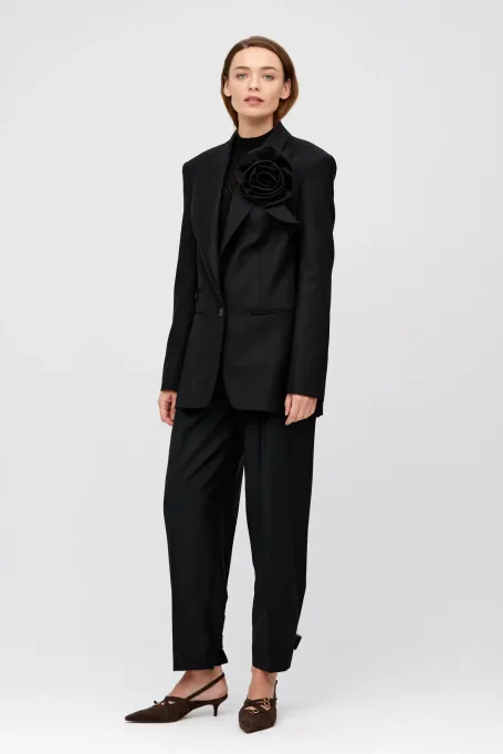 Wolljacke mit breiten Schultern zum Anzug