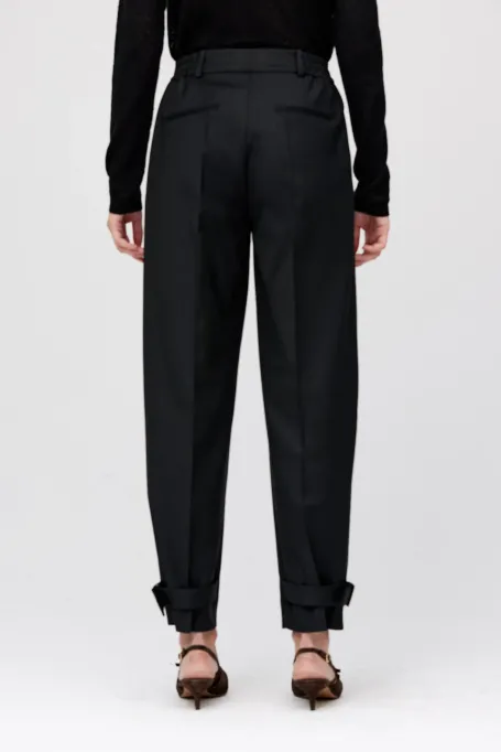 Hosen mit Knöchelverschluss