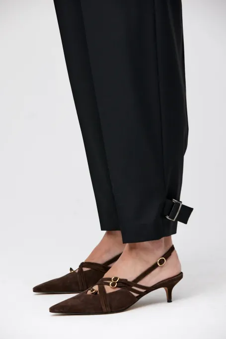 Hosen mit Knöchelverschluss