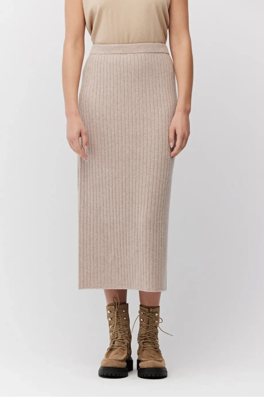 Beiger Strickrock aus Merinowolle Beiger Strickrock aus Merinowolle