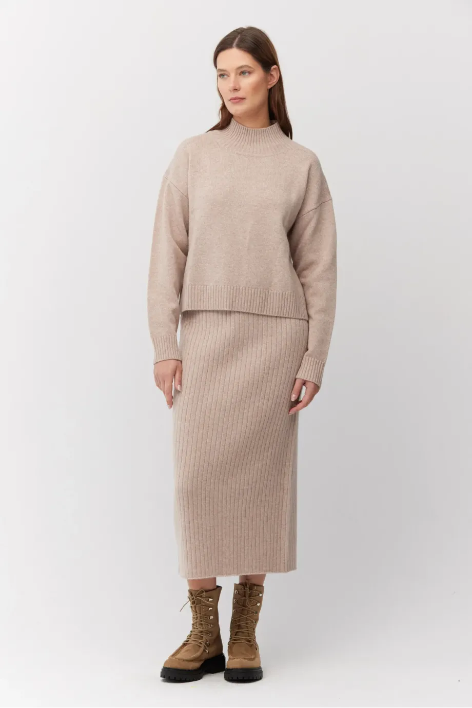 Beiger Strickrock aus Merinowolle Beiger Strickrock aus Merinowolle