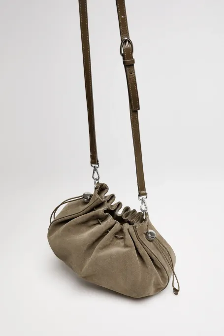 Grüne Tasche aus Wildleder - Patrizia Aryton