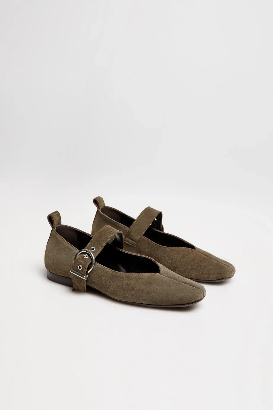 Grüne Ballerinas aus Veloursleder Grüne Ballerinas aus Veloursleder