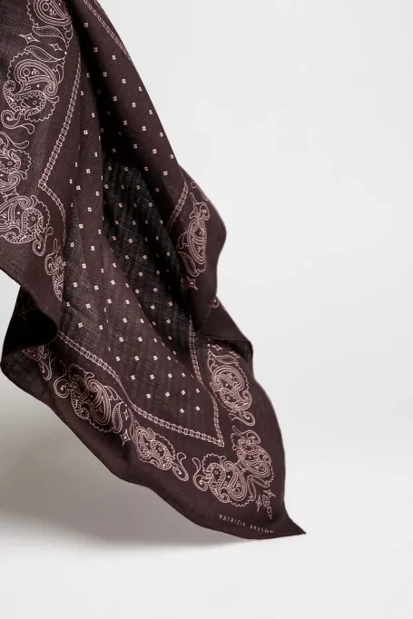 Tuch aus Wolle und Seide