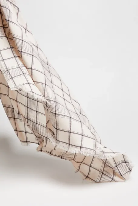Kariertes Tuch aus Wolle und Seide