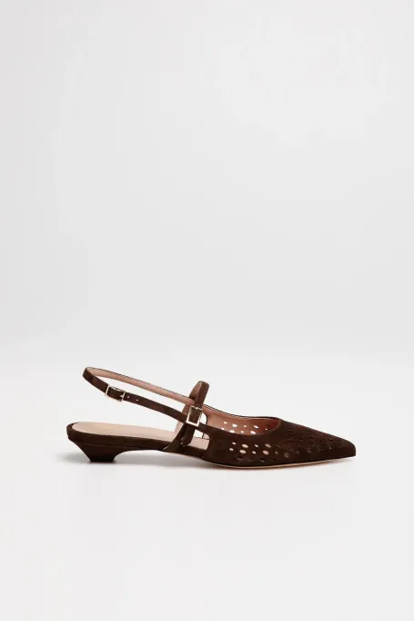 Braune Slingback-Schuhe aus Naturleder