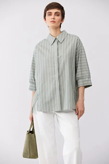 Lockere Bluse aus Leinen und Baumwolle