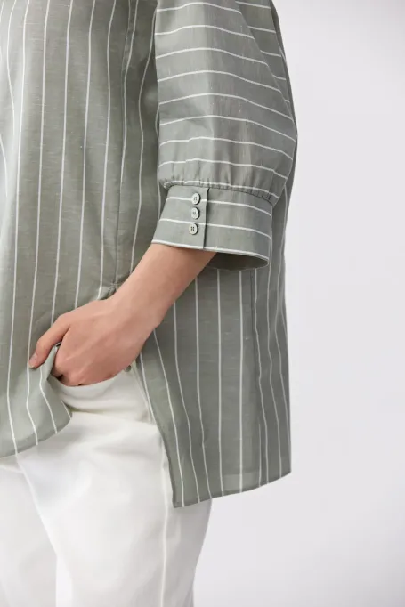 Lockere Bluse aus Leinen und Baumwolle