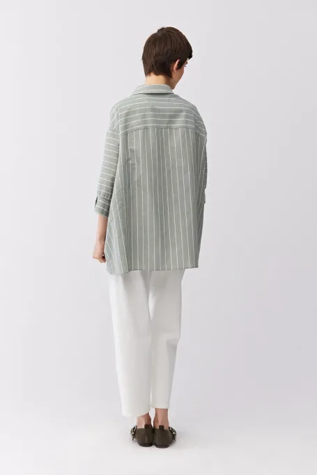 Lockere Bluse aus Leinen und Baumwolle