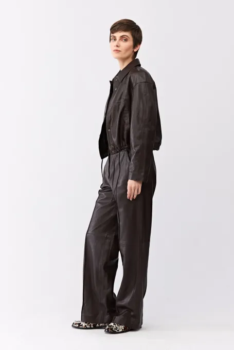 Kurze braune Lederjacke Kurze braune Lederjacke