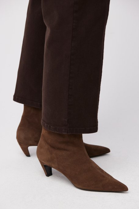 Braune Stiefeletten aus Veloursleder - Patrizia Aryton Braune Stiefeletten aus Veloursleder - Patrizia Aryton