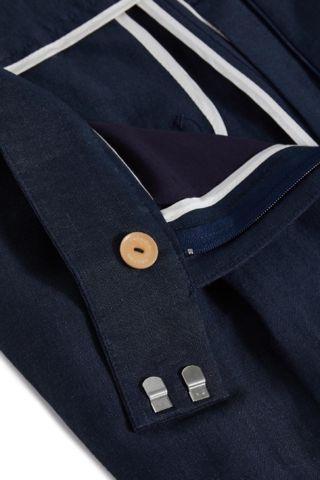 Marineblaue Anzughose aus Wolle und Leinen Marineblaue Anzughose aus Wolle und Leinen
