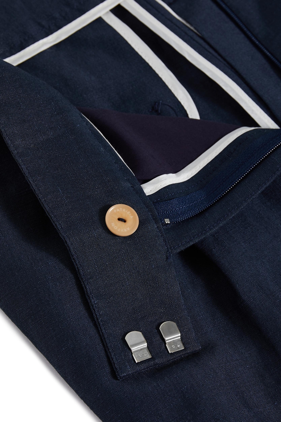 Marineblaue Anzughose aus Wolle und Leinen Marineblaue Anzughose aus Wolle und Leinen