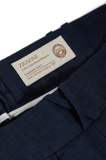 Marineblaue Anzughose aus Wolle und Leinen Marineblaue Anzughose aus Wolle und Leinen