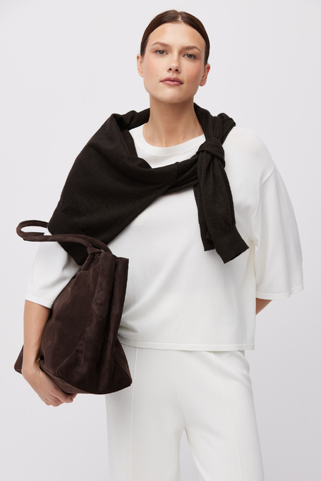 Weißes Strickshirt mit Rundhalsausschnitt