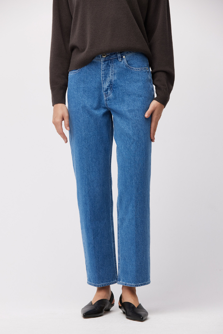 Jeans mit hohem Bund