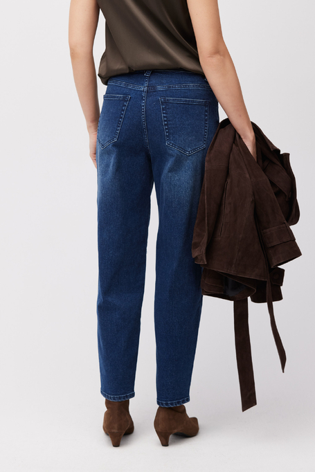 Dunkelblaue Barrel-Jeans mit hohem Bund