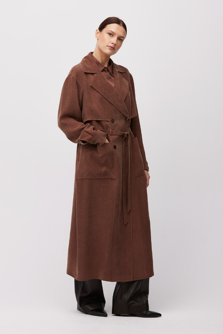 Brauner Mantel aus Lyocell-Leinen-Mischung Brauner Mantel aus Lyocell-Leinen-Mischung