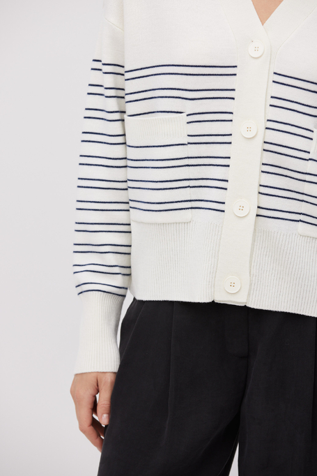 Gestreifter Cardigan aus Merinowolle Gestreifter Cardigan aus Merinowolle