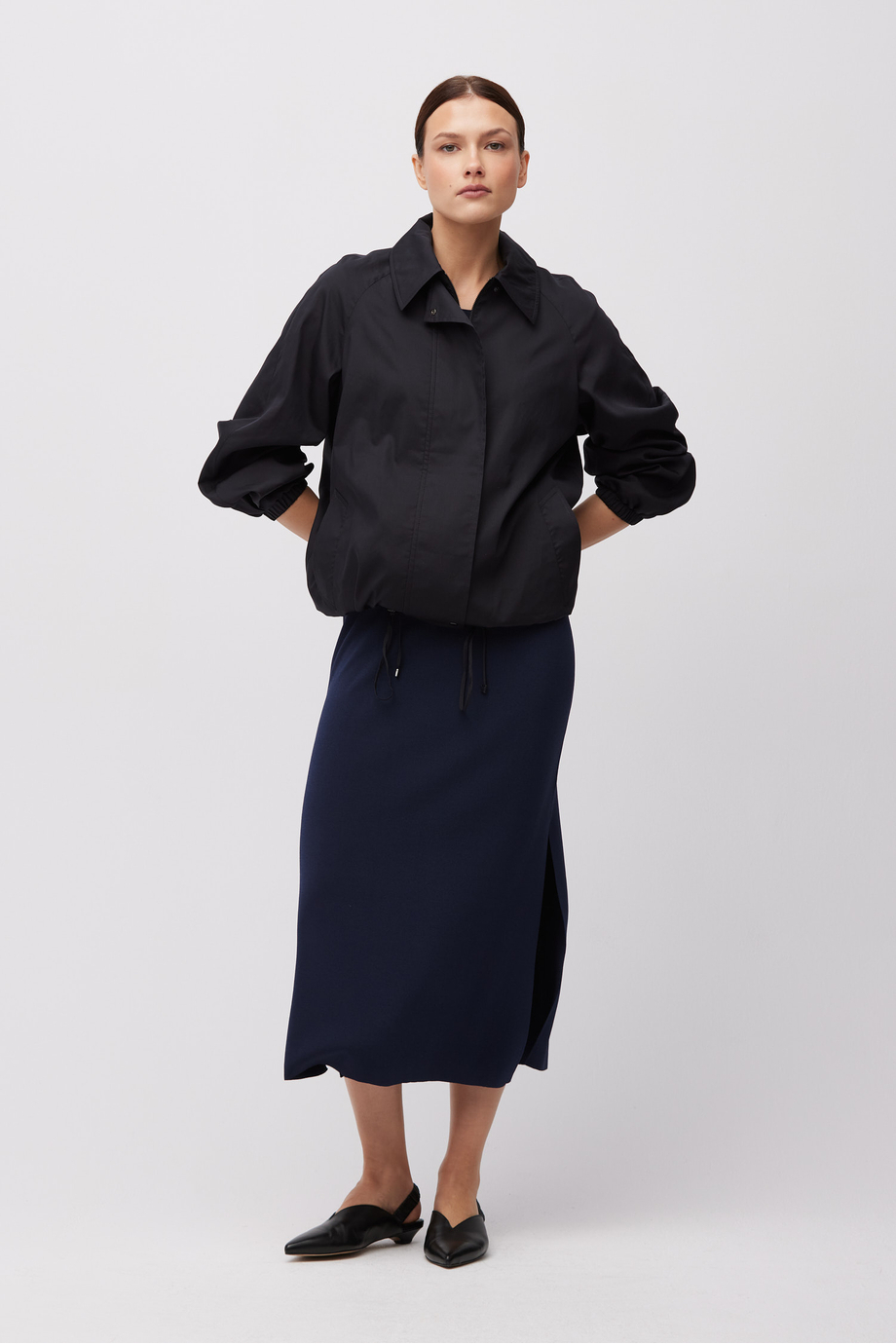 Schwarze Bomberjacke mit Seide Schwarze Bomberjacke mit Seide