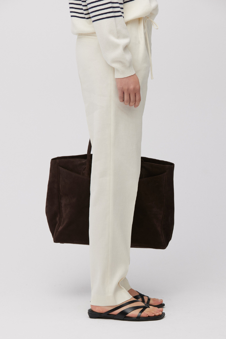 Weiße Hose mit Leinen