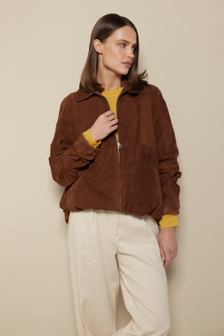 Braune Jacke aus Veloursleder