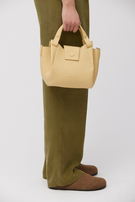 Lederhandtasche in mittlerer Größe - Patrizia Aryton