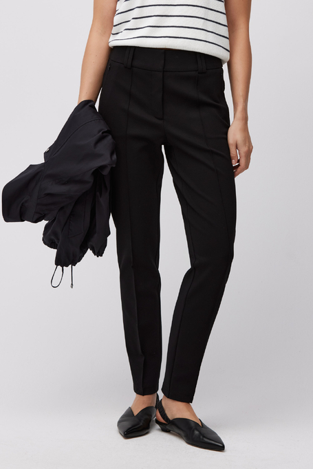 Schwarze Hose mit schmalem Bein schwarz