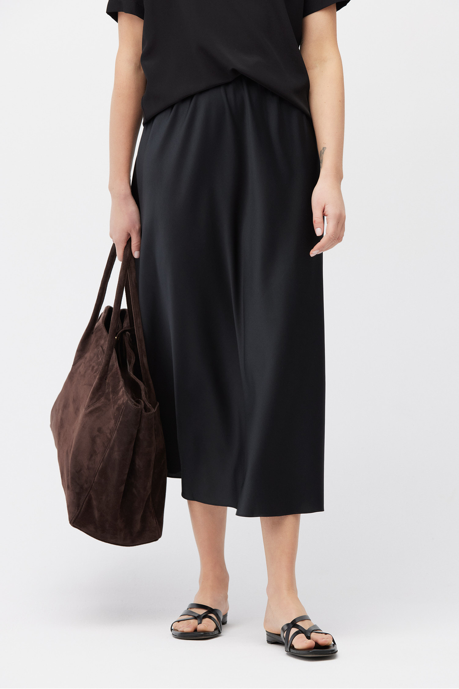 Schwarzer Midi-Rock aus Seide - Patrizia Aryton Schwarzer Midi-Rock aus Seide - Patrizia Aryton