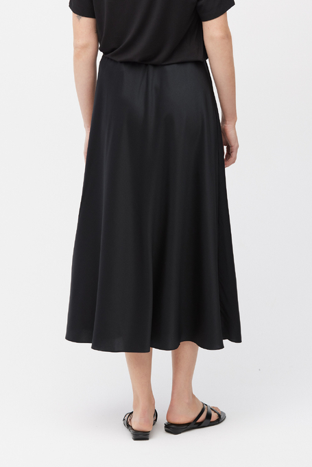 Schwarzer Midi-Rock aus Seide - Patrizia Aryton Schwarzer Midi-Rock aus Seide - Patrizia Aryton