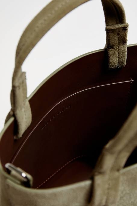 Grüne Bucket-Tasche aus Wildleder - Patrizia Aryton Grüne Bucket-Tasche aus Wildleder - Patrizia Aryton