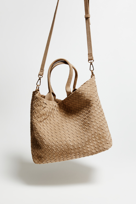 Beige geflochtene Shopper-Tasche