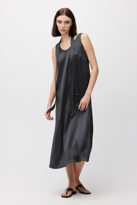 Graues Midikleid aus Seide mit Quasten - Patrizia Aryton