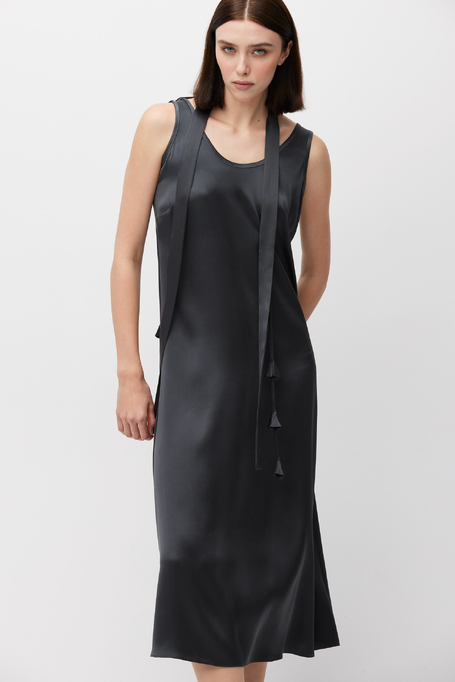 Graues Midikleid aus Seide mit Quasten - Patrizia Aryton