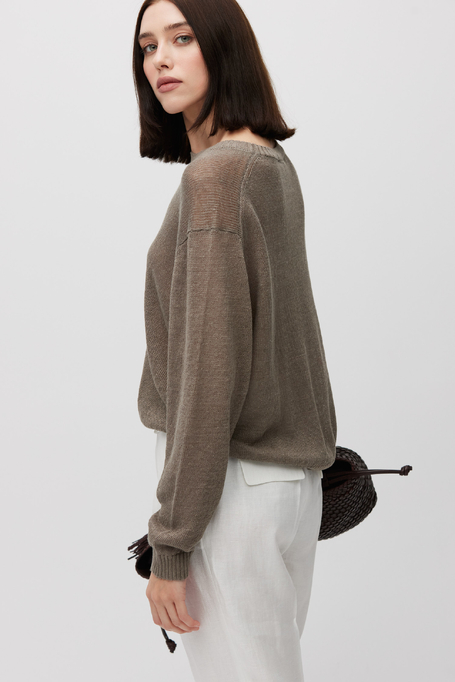 Lockerer Leinenpullover in gedämpftem Braun