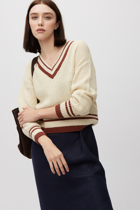 Beiger Pullover mit V-Ausschnitt aus Baumwolle und Leinen