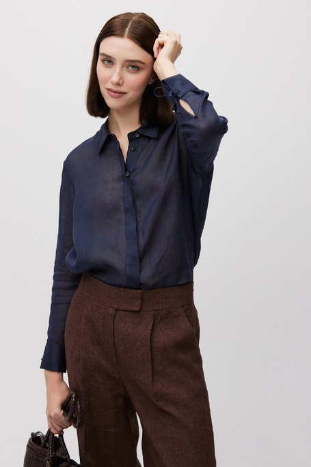 Dunkelblaue Hemdbluse aus Ramie