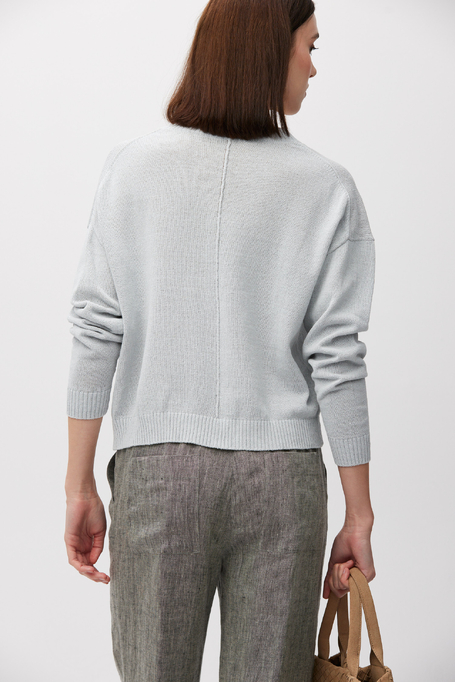 Hellblauer Pullover aus Baumwolle und Leinen mit V-Ausschnitt