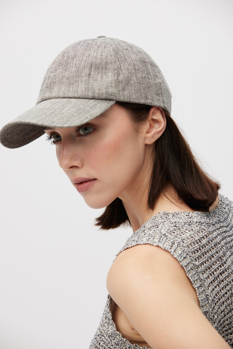 Graue Leinenkappe mit Schirm