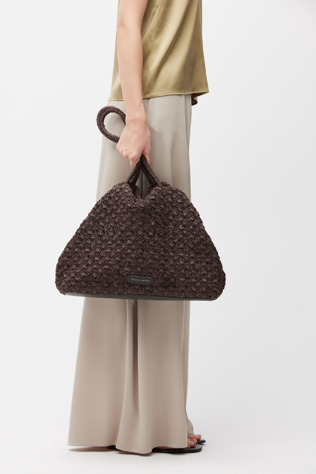 Braune geflochtene Shopper-Tasche