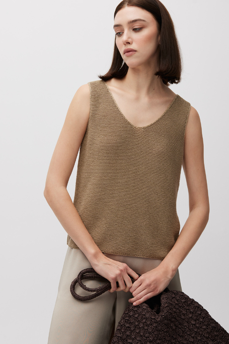 Beiger Top mit lockerem Strick