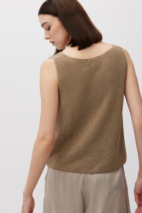 Beiger Top mit lockerem Strick