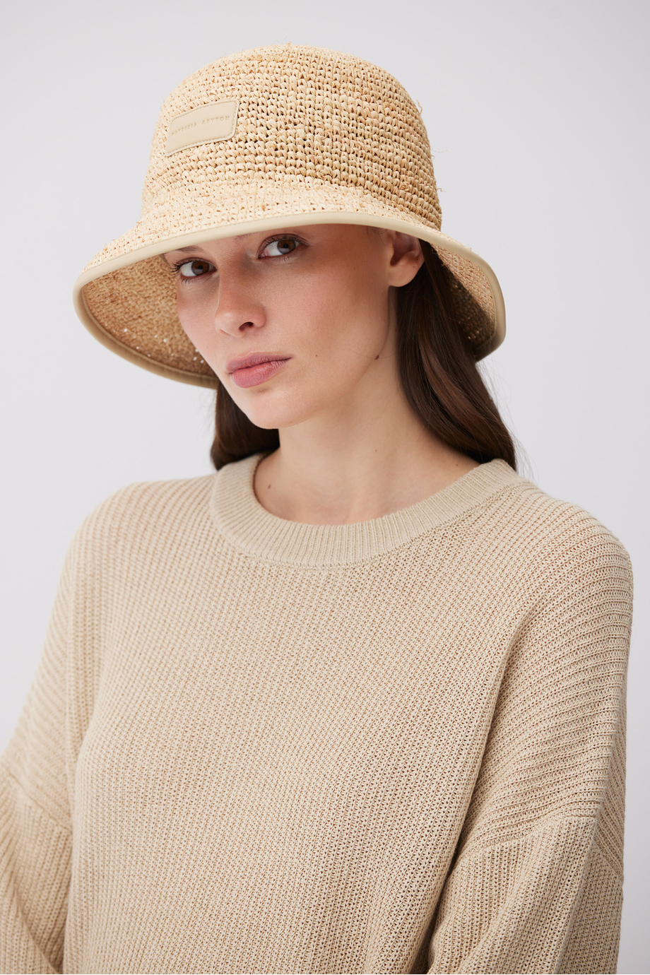 Hut aus Raffia Hut aus Raffia